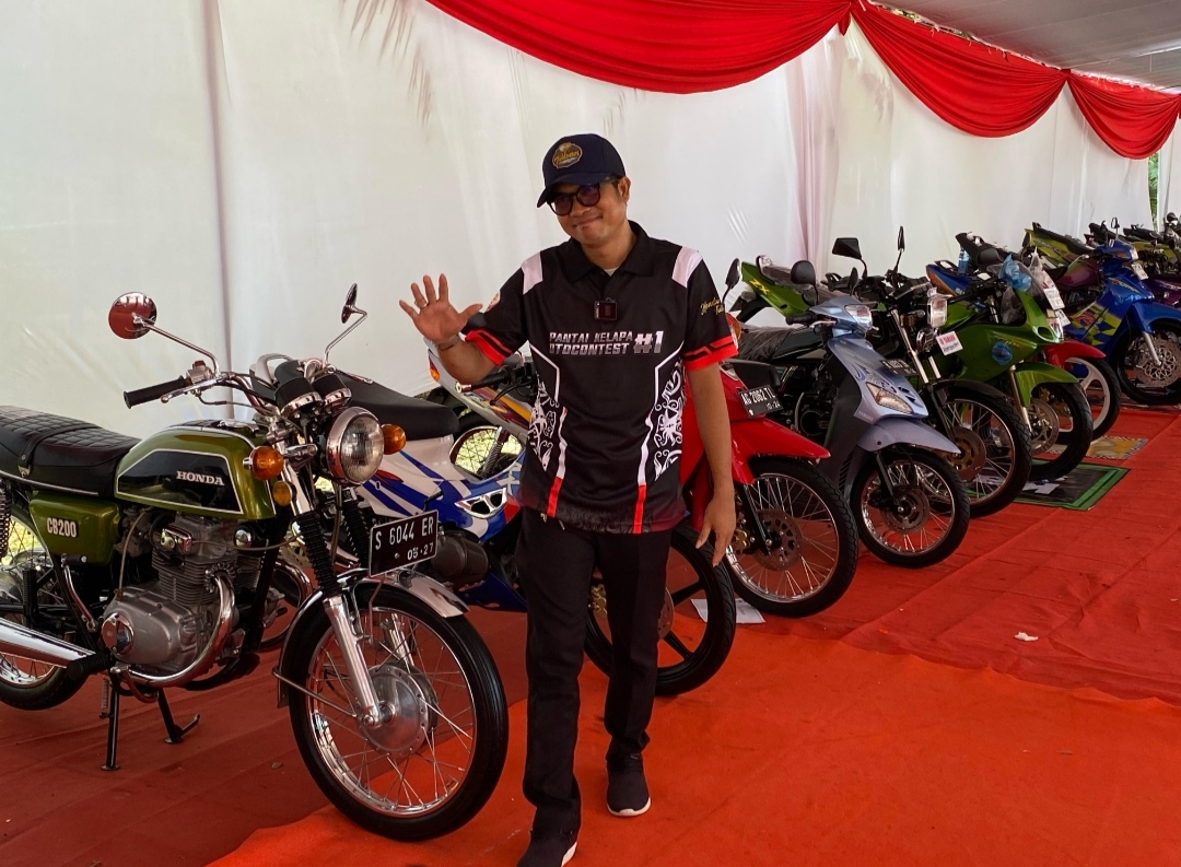 Otocontest #1 di Pantai Kelapa Tuban Jadi Magnet Pecinta Modifikasi