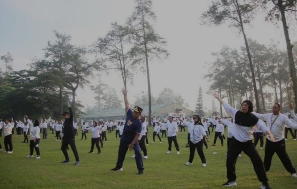 Keseruan Retret Kepala Daerah di Akmil Magelang