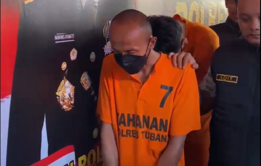 Dua Anggota Grup FB Gay Tuban Diringkus Polisi