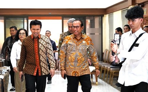 DEN Dorong Percepatan Transisi Energi di 5 Propinsi, untuk Jatim Catat Capaian Bauran EBT 13,06%