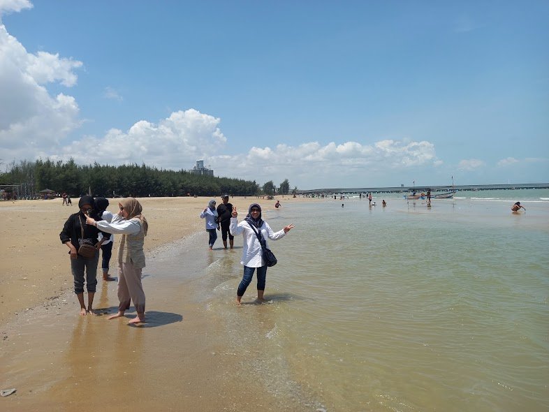Kabupaten Tuban Diperkirakan Cerah Sepanjang Hari Minggu