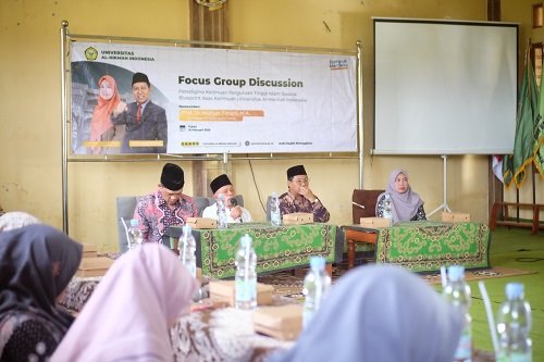 UAI Tuban Hadirkan Guru Besar UIN Walisongo Semarang untuk Desain Paradigma Keilmuan Perguruan Tinggi 
